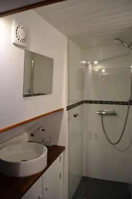 Boat Apartment Anna Roterdão Hotel
